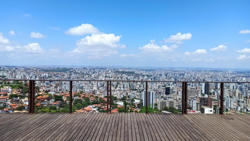 Mirante do Mangabeiras: The City Seen Whole
