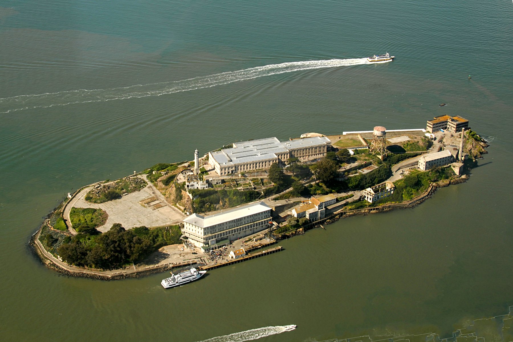 Ilha de Alcatraz: A Rocha Que Se Recusou a Esquecer